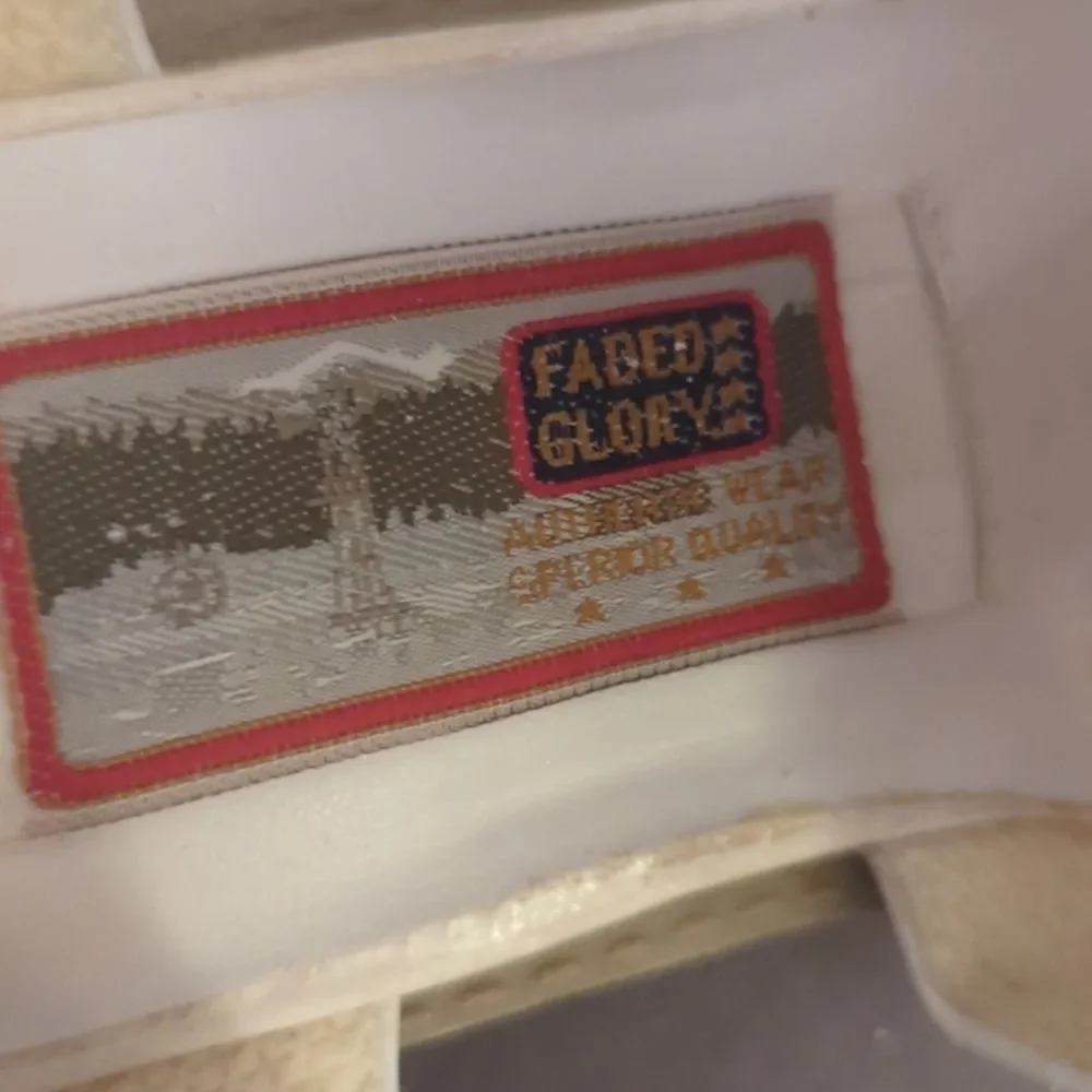 ‎Vintage faded glory white fisherman sandals